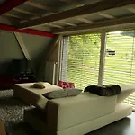 Le Rouge D'hotes De Charme En Alsace