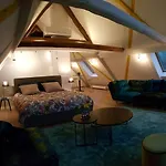 Le Rouge D'hotes De Charme En Alsace Bed & Breakfast