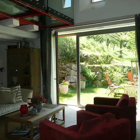 Le Rouge D'hotes De Charme En Alsace Bed & Breakfast