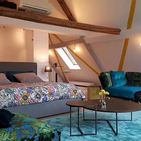 Le Rouge D'hotes De Charme En Alsace Frühstückspension