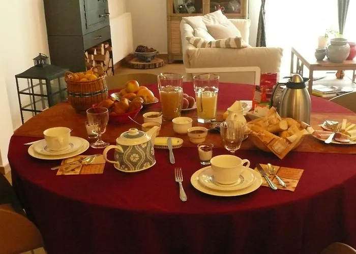 Le Rouge D'hotes De Charme En Alsace